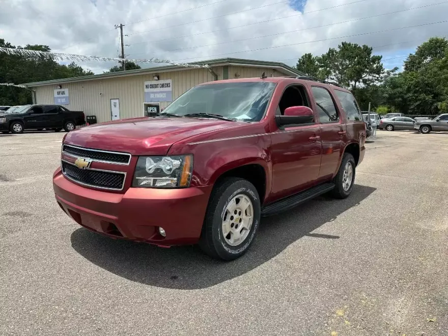 2009 Chevrolet Tahoe LT photo 1