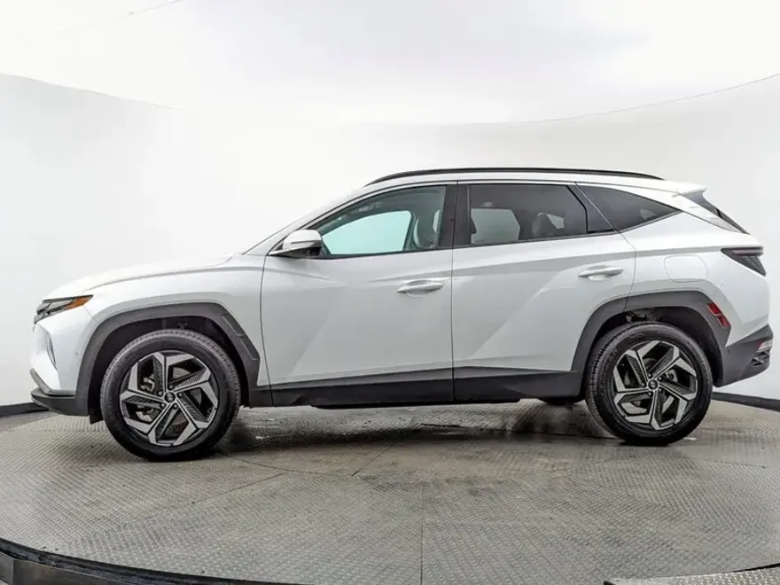 2023 Hyundai Tucson Limited photo 1