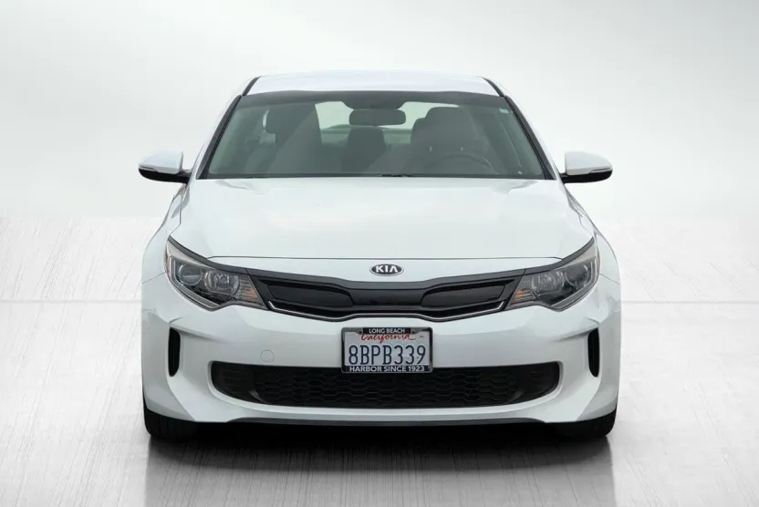 2017 Kia Optima Hybrid EX photo 1