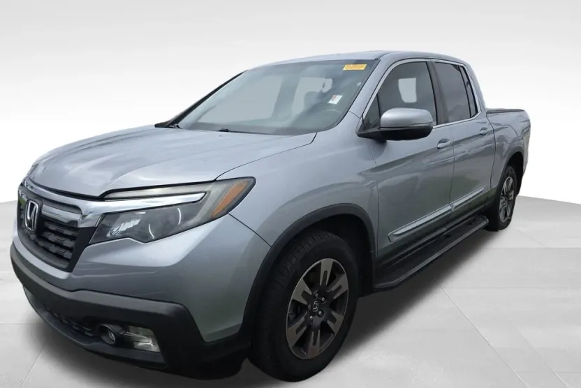 2019 Honda Ridgeline RTL-T photo 1
