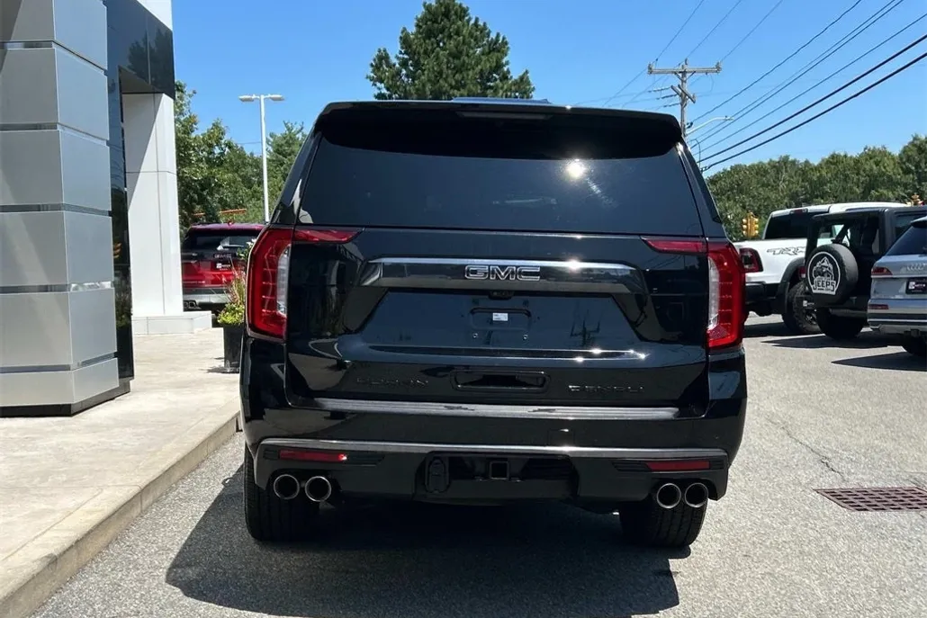 2023 Gmc Yukon XL Denali Ultimate photo 1