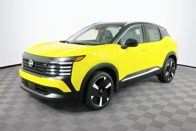 2025 Nissan Kicks SR photo 1