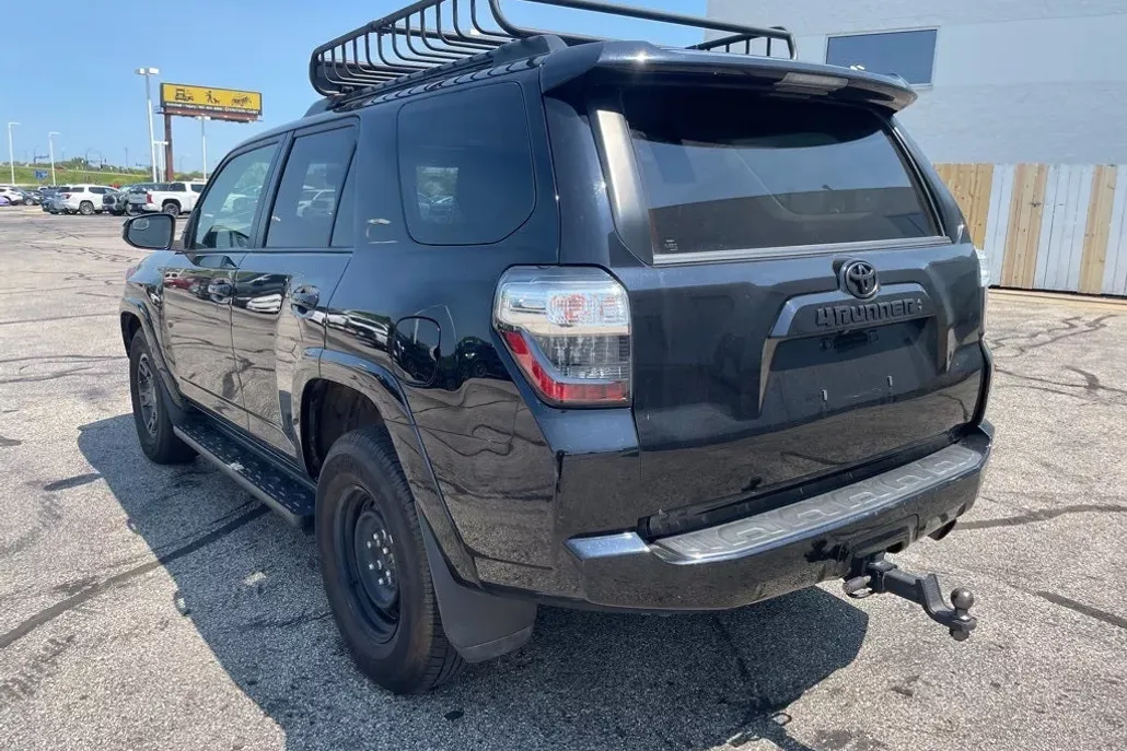 2020 Toyota 4Runner Venture Special Edition 4WD photo 1