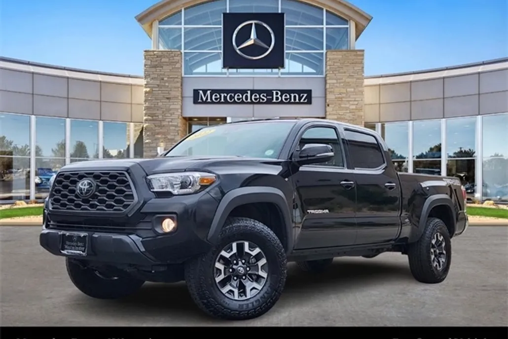2022 Toyota Tacoma TRD Off-Road photo 1