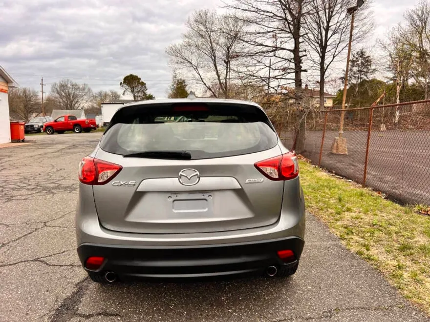 2015 Mazda CX-5 Sport photo 1