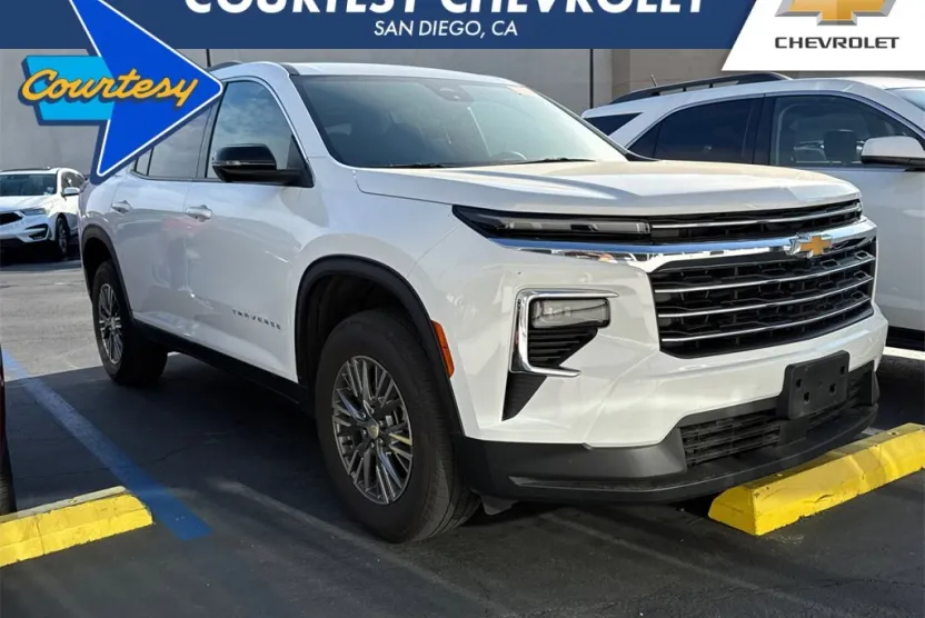 2024 Chevrolet Traverse photo 1