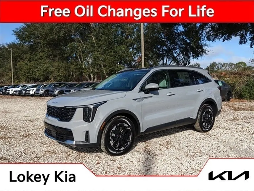 2025 Kia Sorento S photo 1