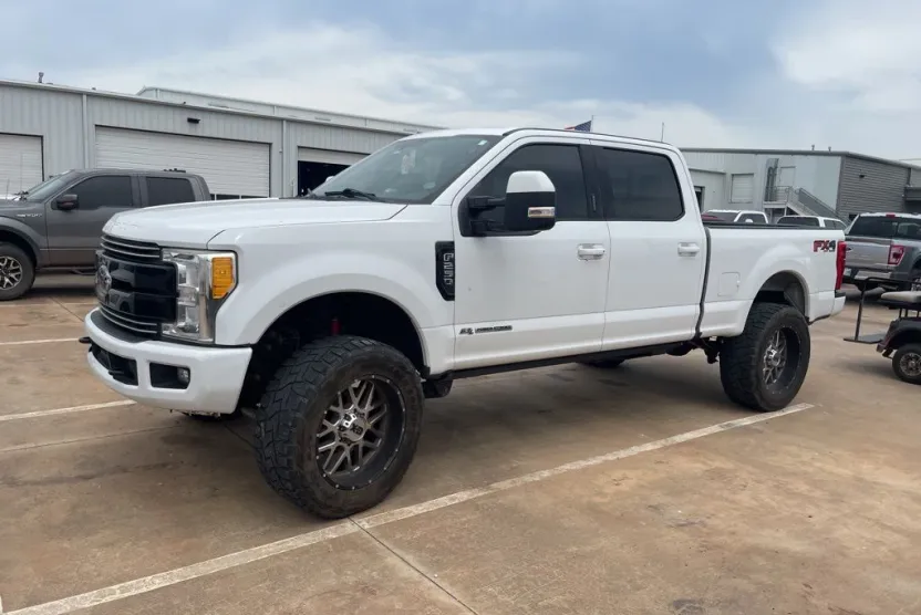 2017 Ford F-250 photo 1