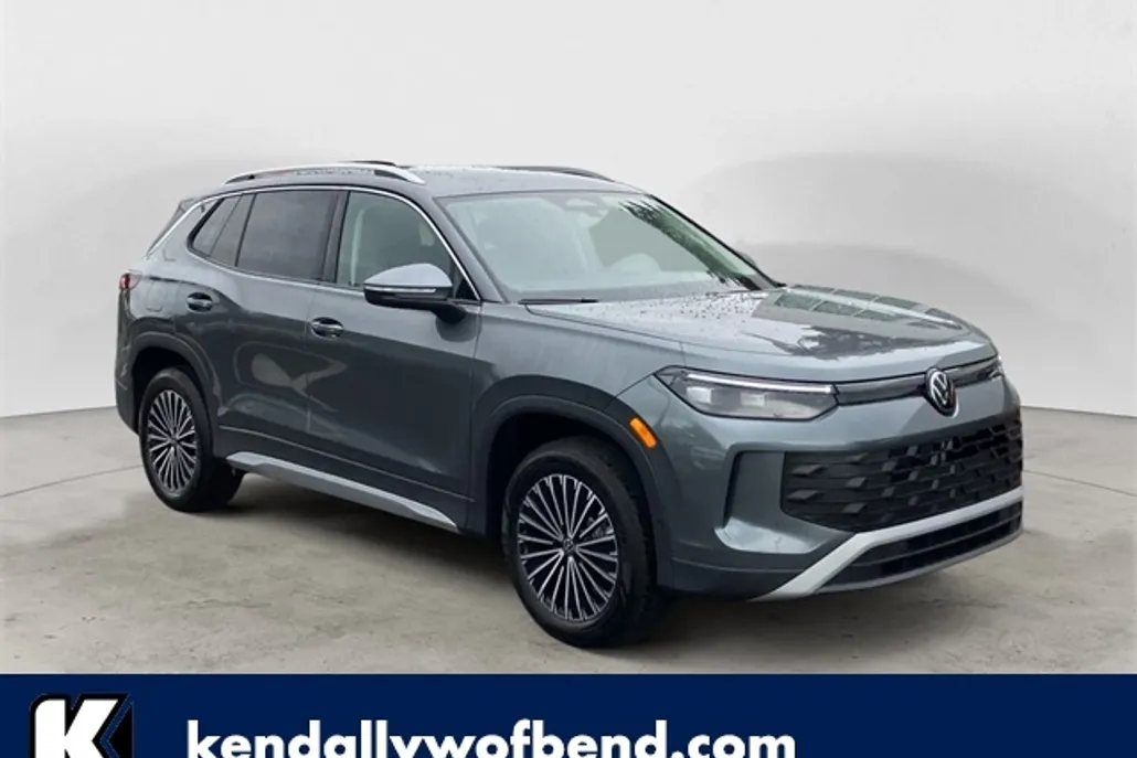 2025 Volkswagen Tiguan S photo 1