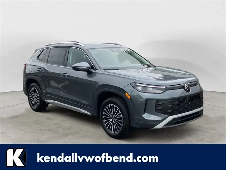 2025 Volkswagen Tiguan S photo 1