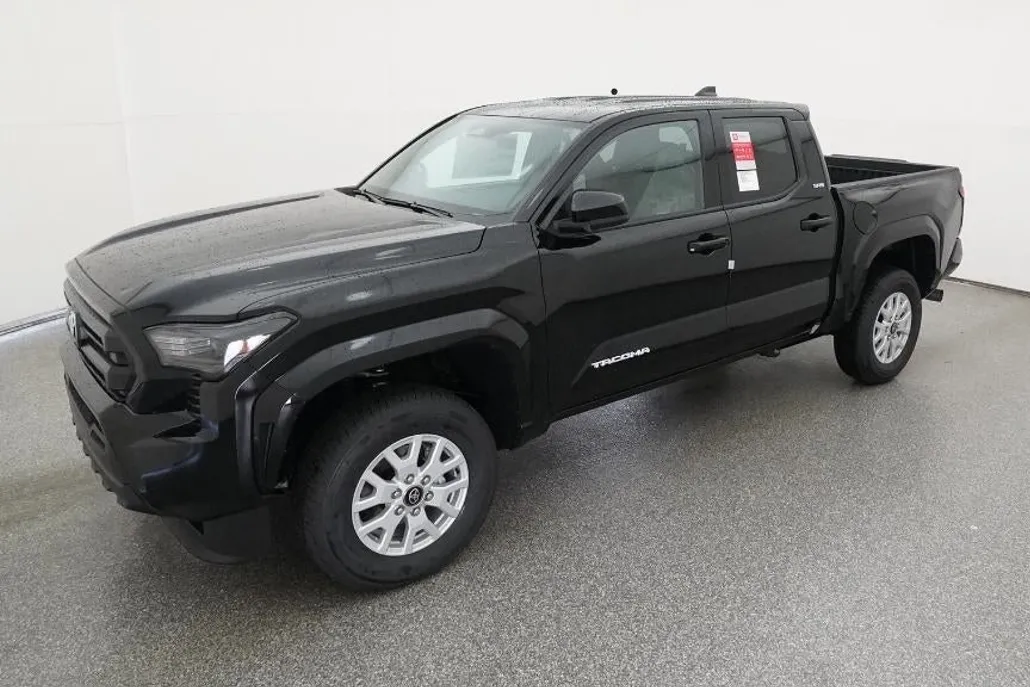 2025 Toyota Tacoma SR5 photo 1