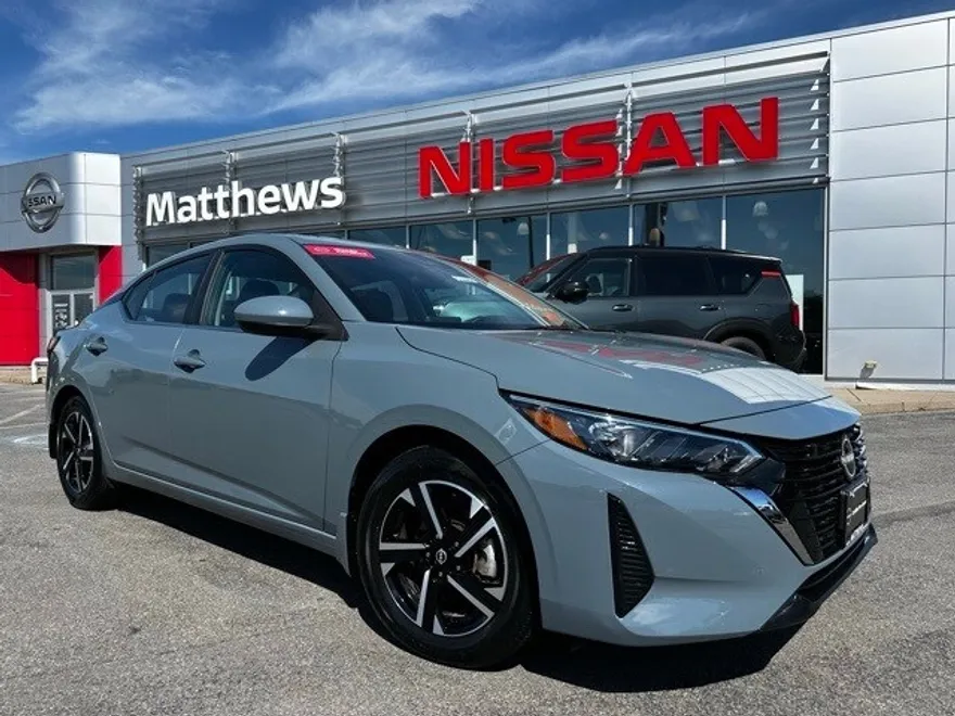 2024 Nissan Sentra SV photo 1
