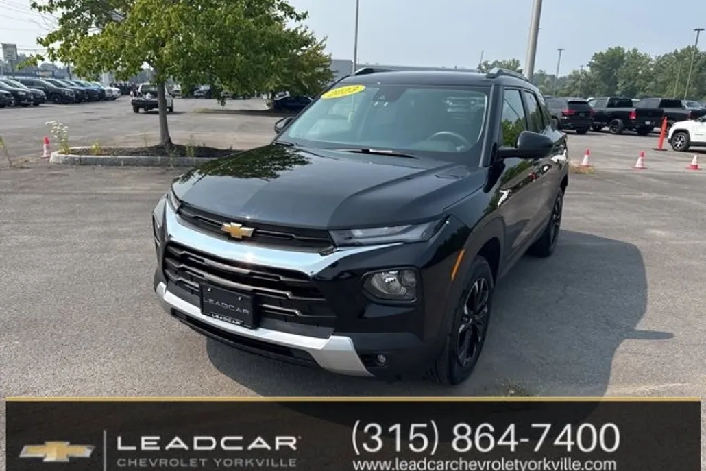 2023 Chevrolet Trailblazer LT photo 1