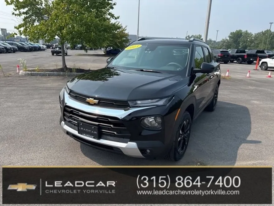 2023 Chevrolet Trailblazer LT photo 1