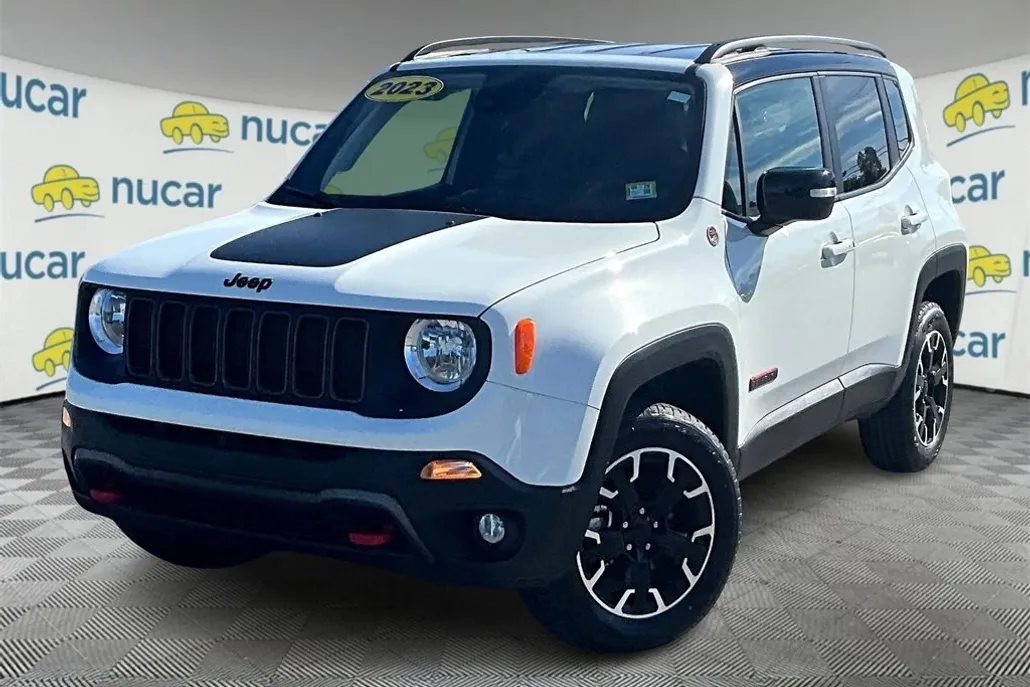 2023 Jeep Renegade Trailhawk photo 1