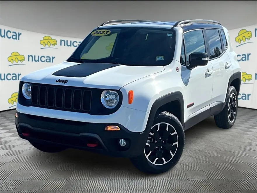 2023 Jeep Renegade Trailhawk photo 1