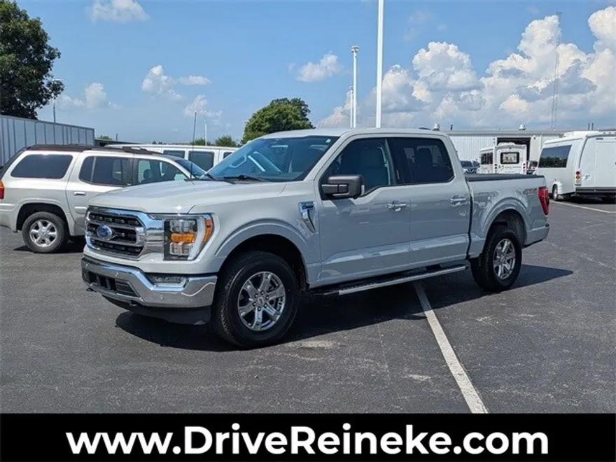 2023 Ford F-150 XLT photo 1
