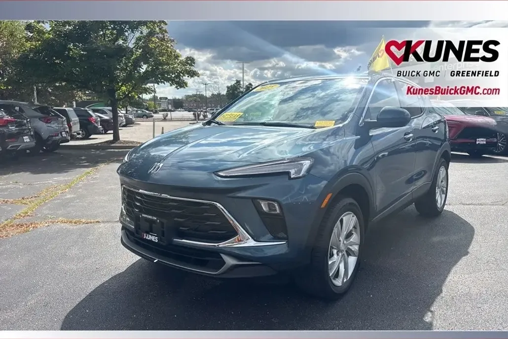 2025 Buick Encore GX Preferred photo 1