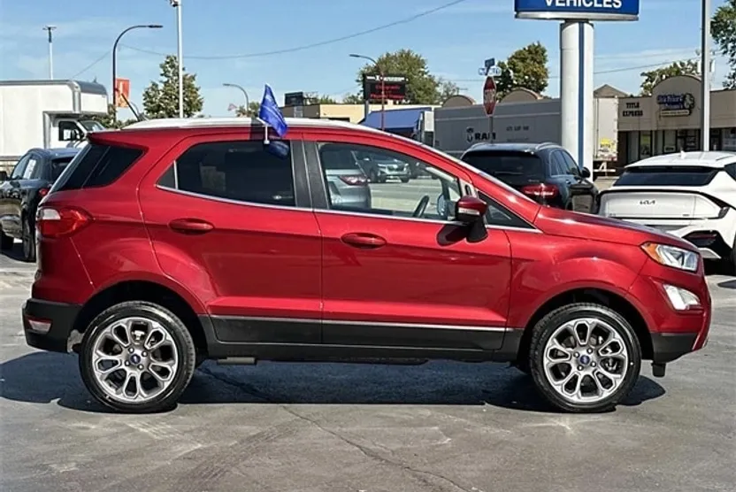 2022 Ford EcoSport Titanium photo 1