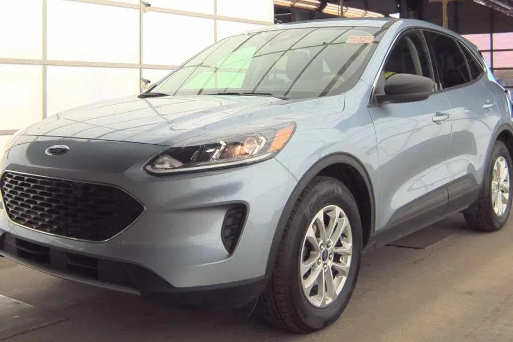 2022 Ford Escape SE photo 1