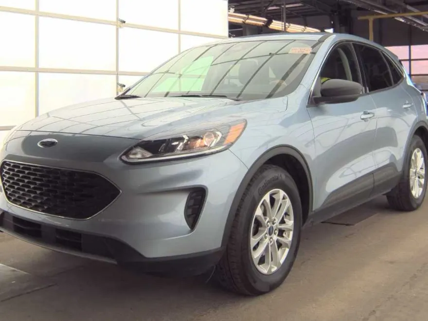 2022 Ford Escape SE photo 1