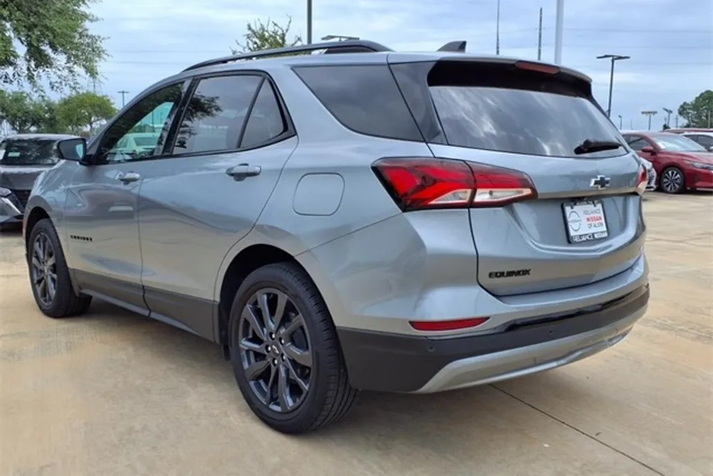 2024 Chevrolet Equinox RS photo 1