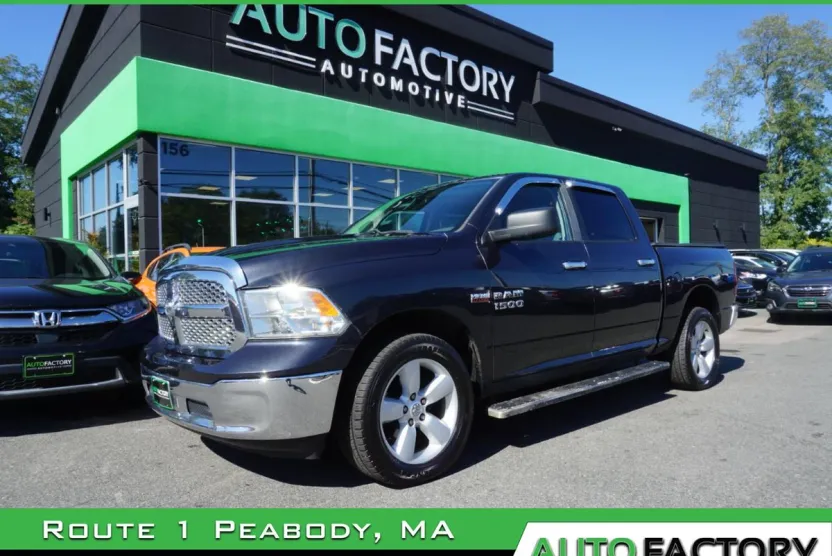 2017 Ram 1500 SLT photo 1