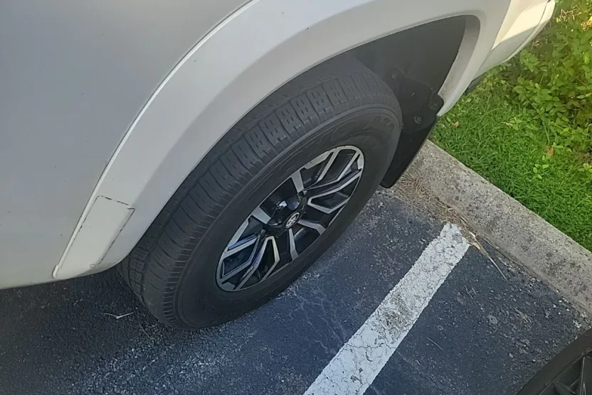 2022 Toyota Tacoma TRD Sport photo 1