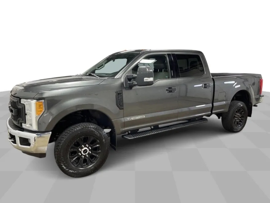 2017 Ford F-250 XLT photo 1