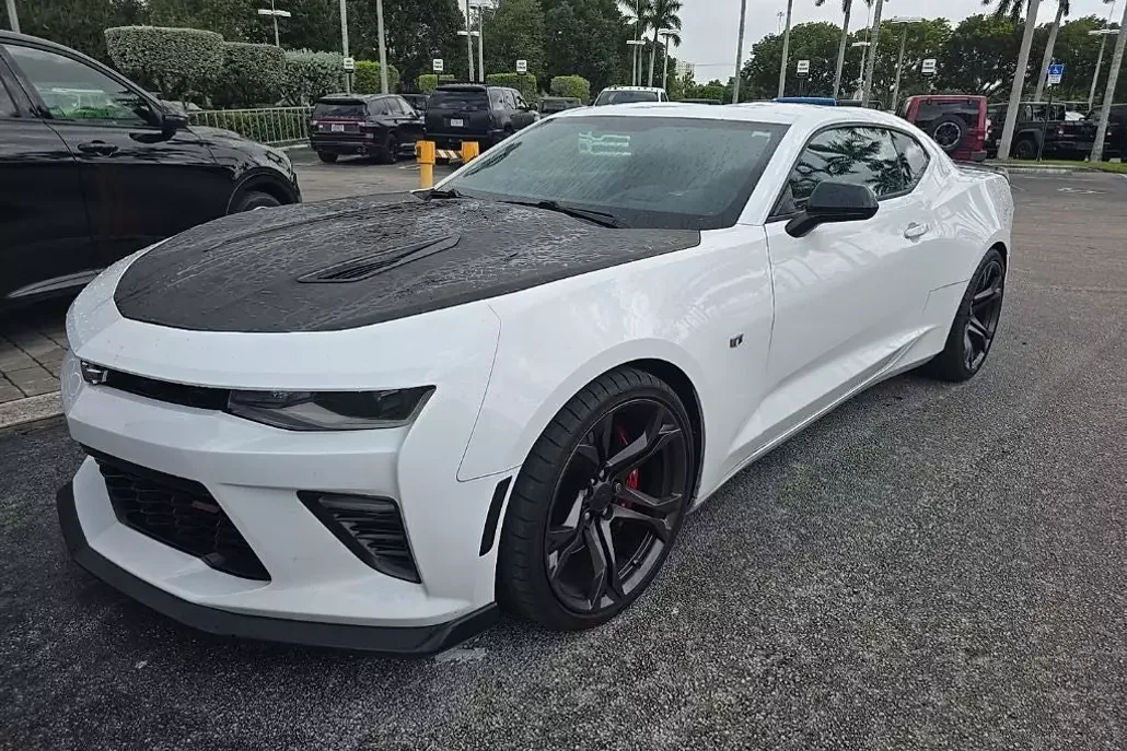 2018 Chevrolet Camaro SS 1LE photo 1
