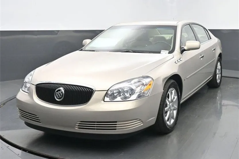 2008 Buick Lucerne CXL photo 1
