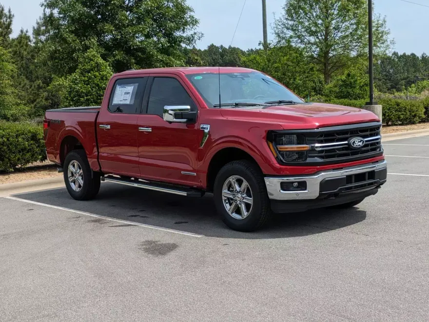 2025 Ford F-150 XLT photo 1