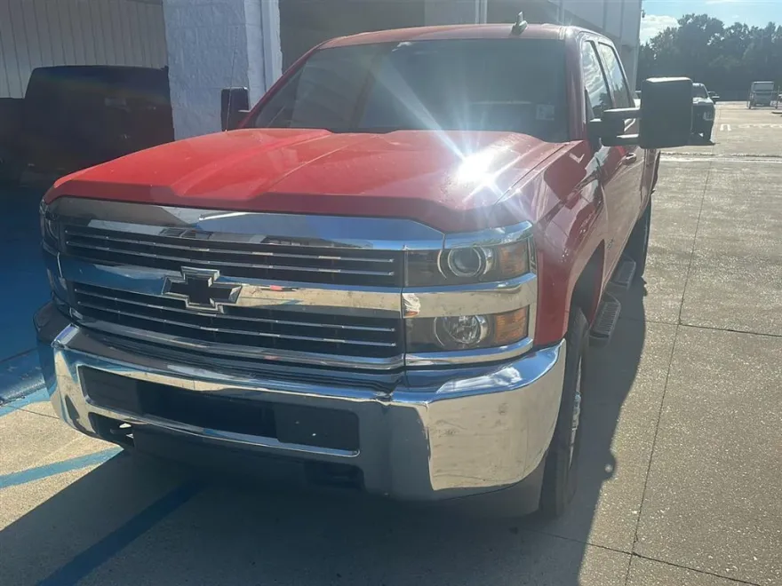 2018 Chevrolet Silverado 2500HD LT photo 1