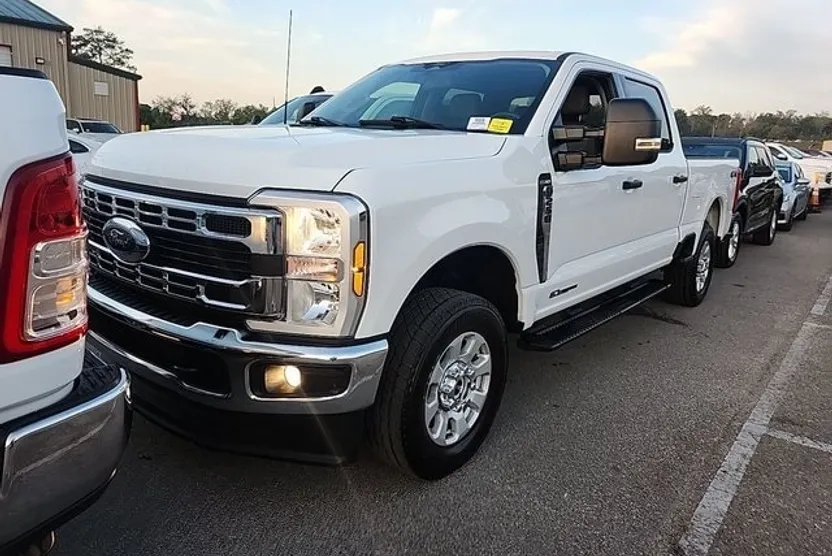 2024 Ford F-250 XLT photo 1
