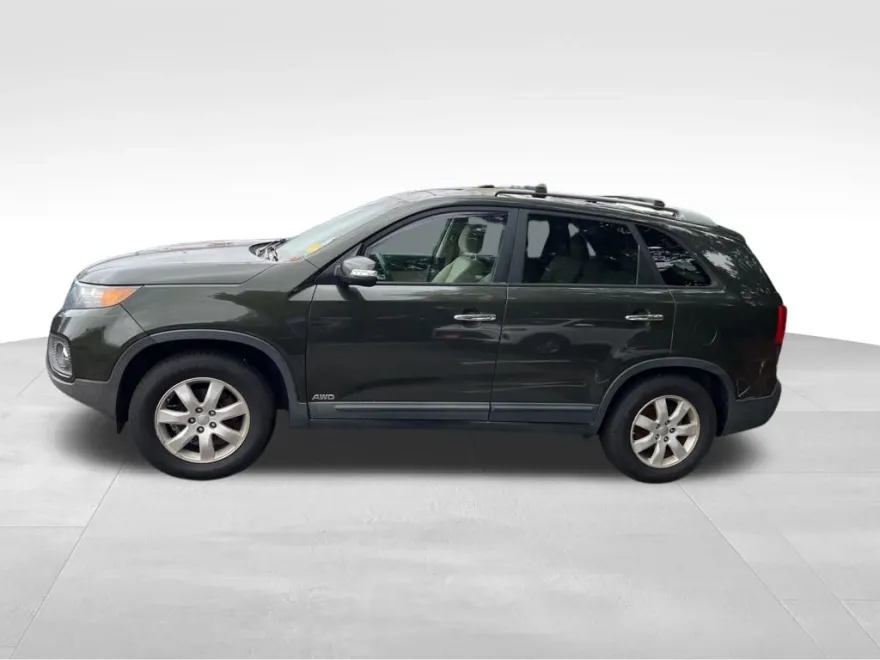 2013 Kia Sorento LX photo 1