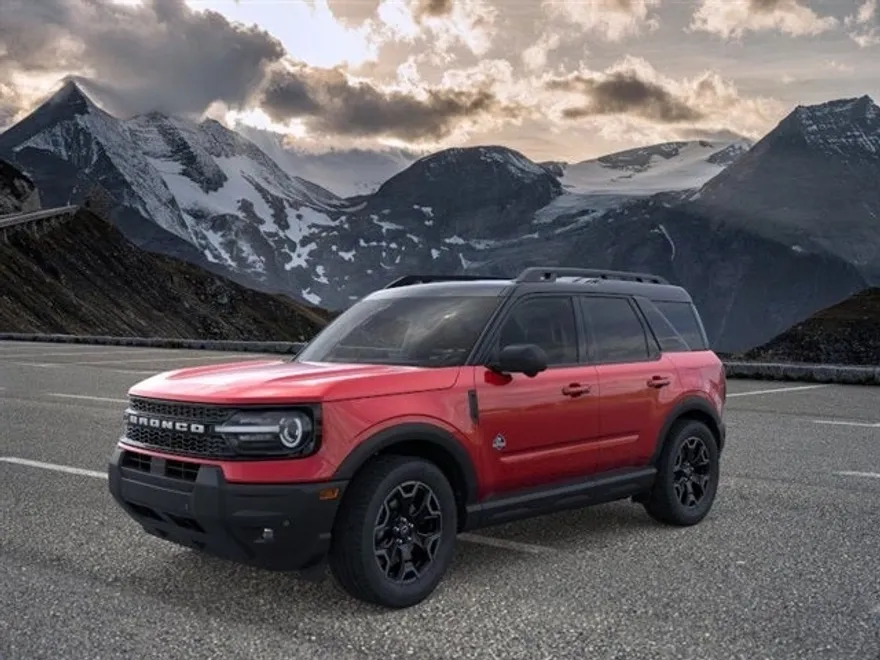 2025 Ford Bronco Sport Outer Banks photo 1