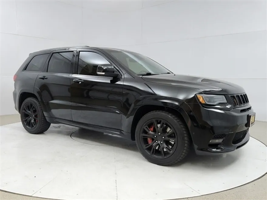 2017 Jeep Grand Cherokee SRT8 photo 1