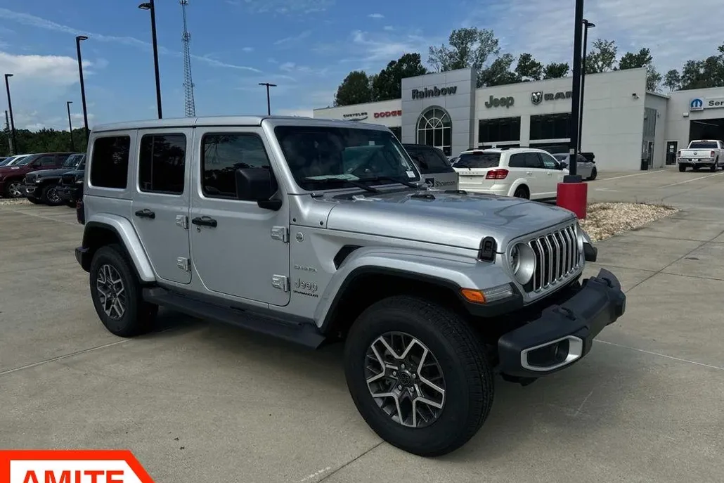 2024 Jeep Wrangler Sahara photo 1