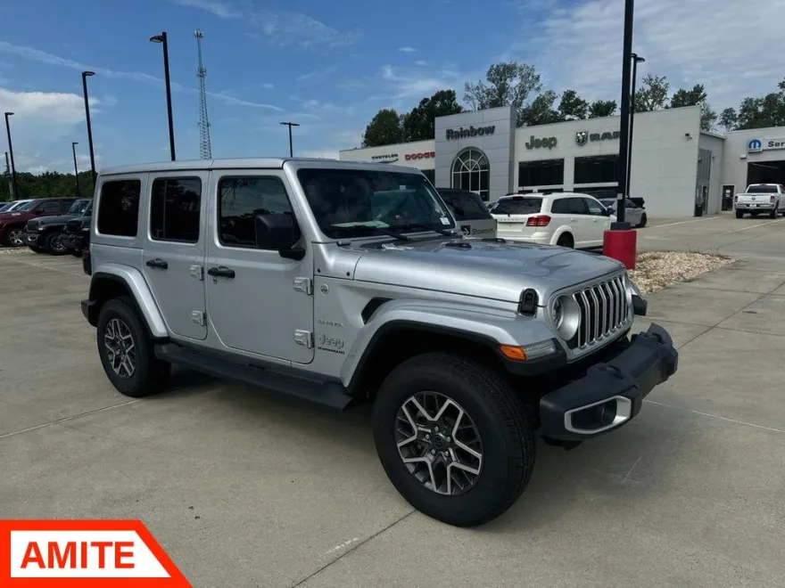 2024 Jeep Wrangler Sahara photo 1