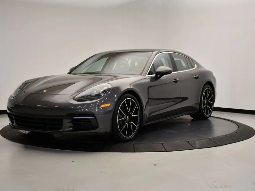 2018 Porsche Panamera 4S photo 1