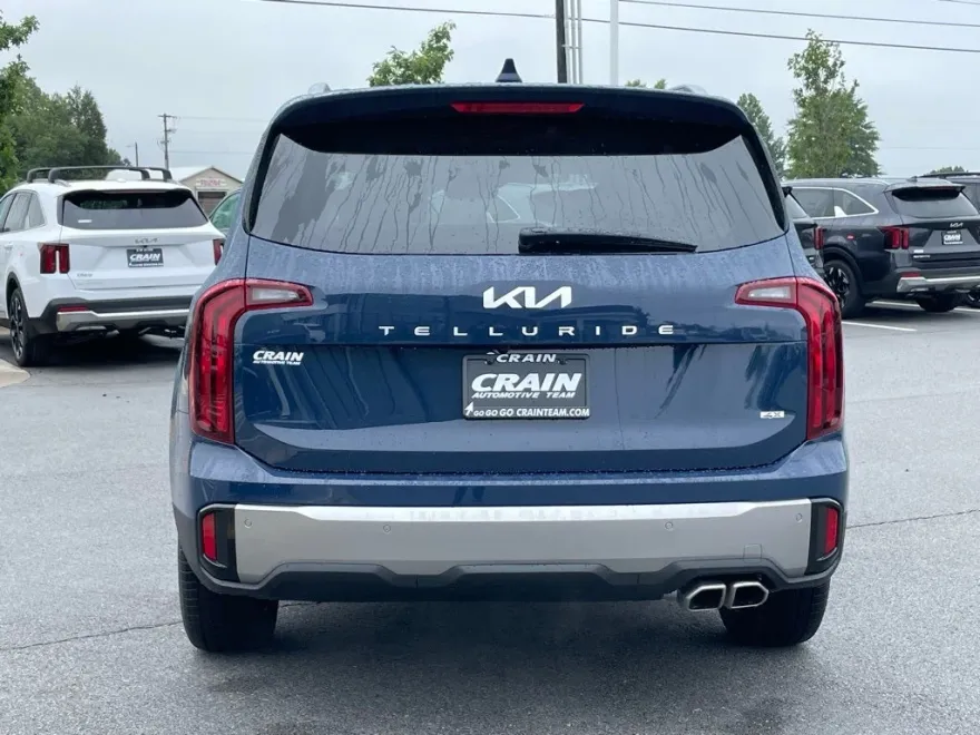 2025 Kia Telluride S photo 1