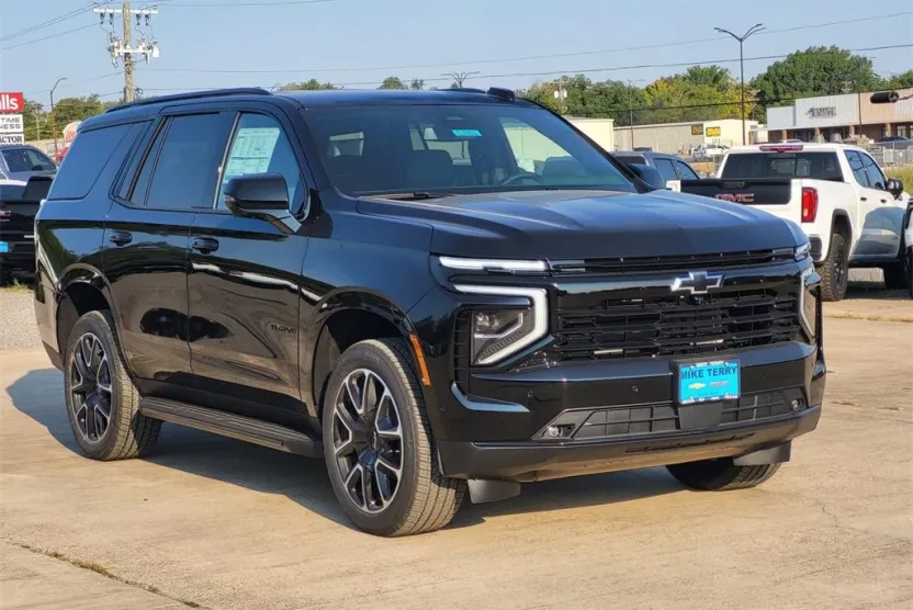 2026 Chevrolet Tahoe RST photo 1