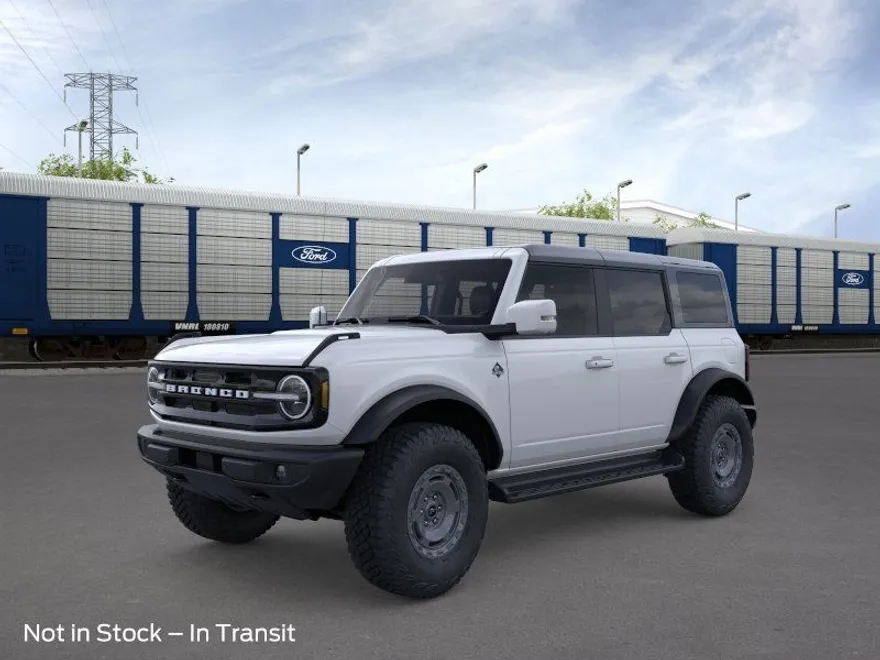 2025 Ford Bronco Outer Banks photo 1