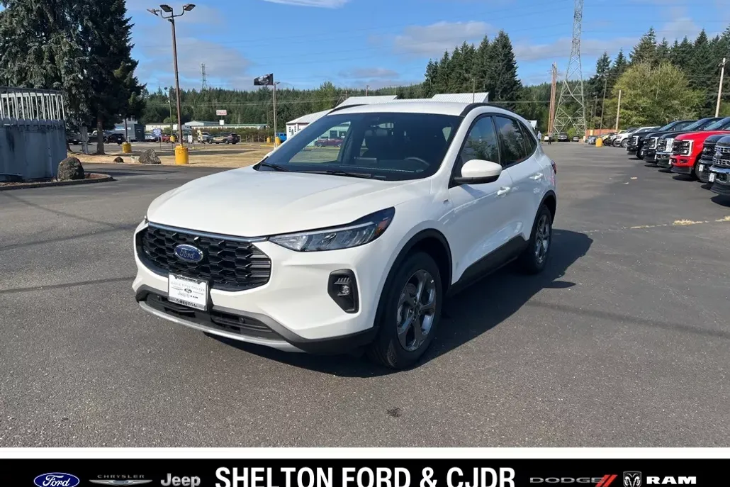 2025 Ford Escape ST-Line Select Hybrid photo 1