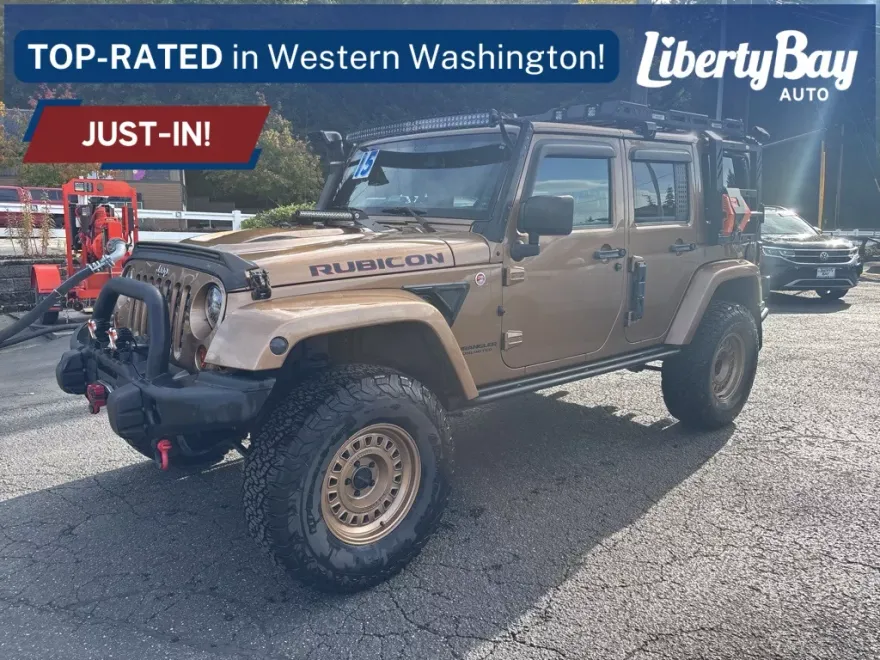 2015 Jeep Wrangler Unlimited Rubicon photo 1