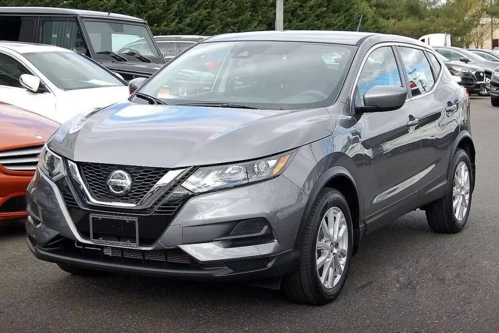 2021 Nissan Rogue Sport S photo 1