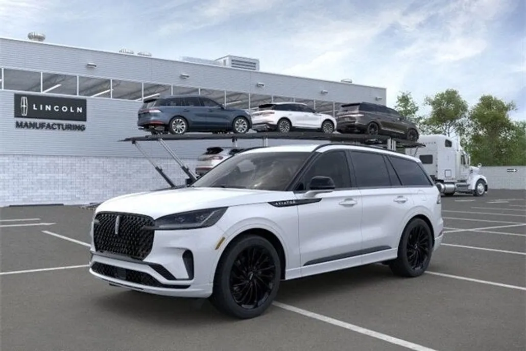 2025 Lincoln Aviator Reserve photo 1