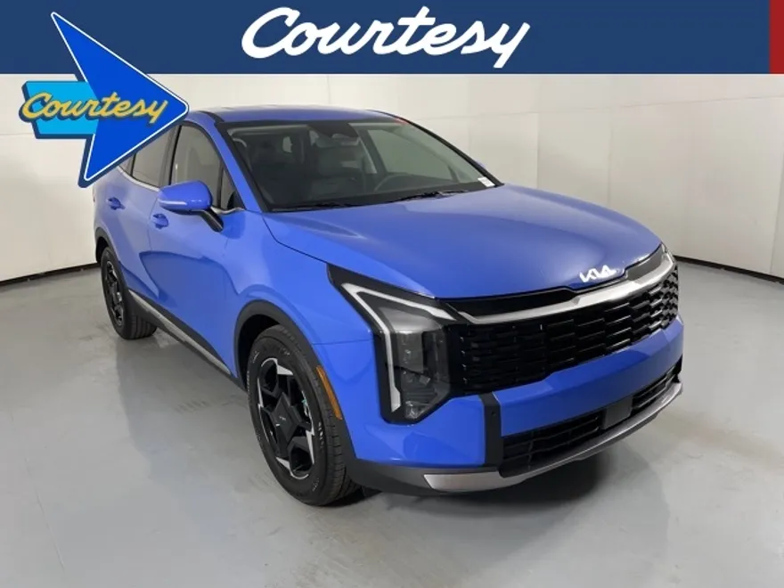 2026 Kia Sportage EX photo 1