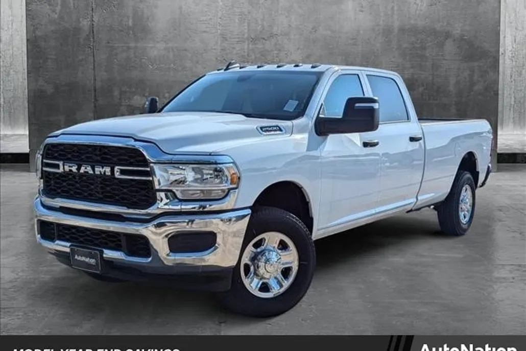 2024 Ram 2500 Tradesman photo 1