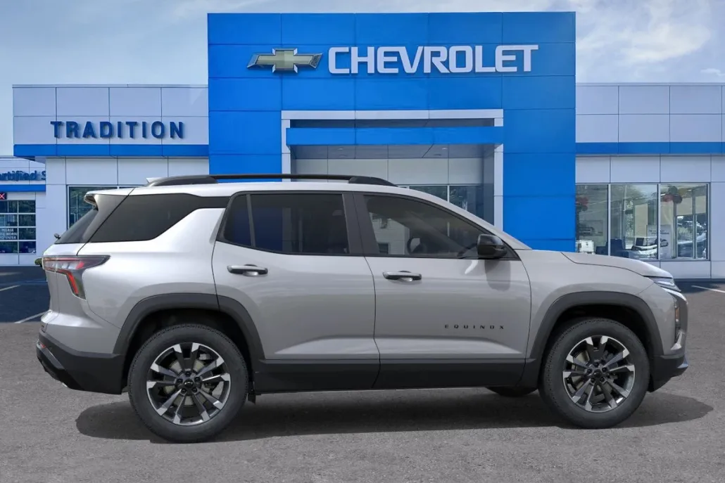 2026 Chevrolet Equinox RS photo 1